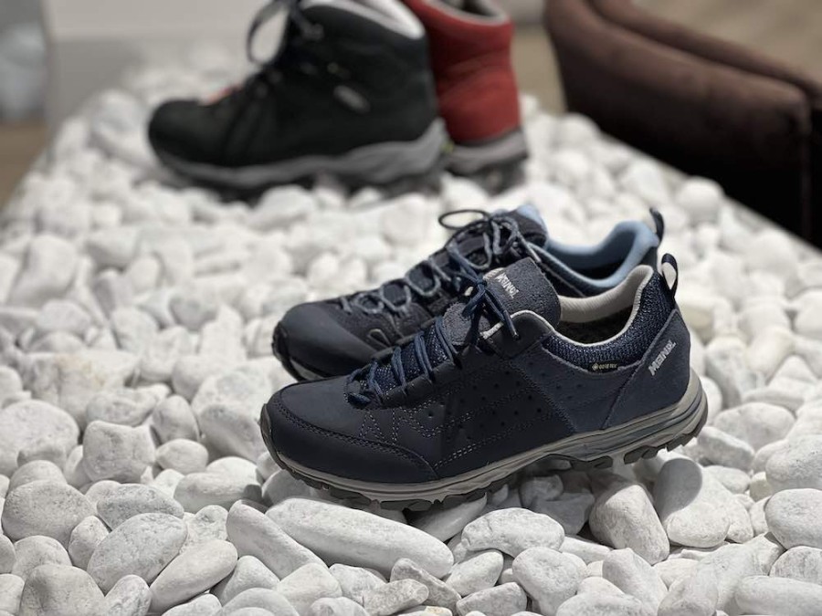 Hardloopschoenen of wandelschoenen