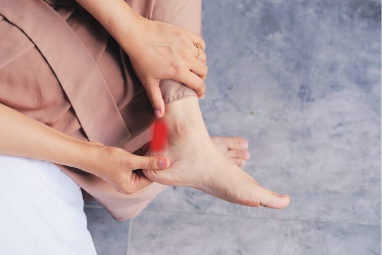 Beste schoenen bij achillespees pijn: Een uitgebreide gids