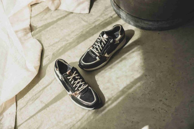 welke schoenen voor doorgezakte voeten?