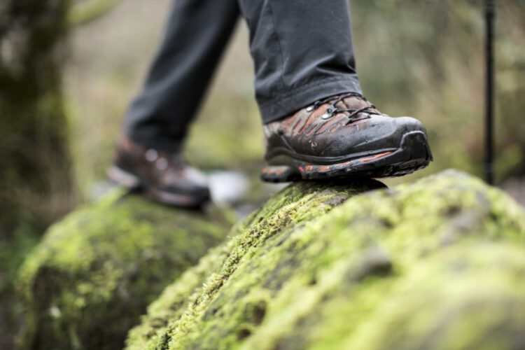 Goede wandelschoenen met ondersteuning en bescherming