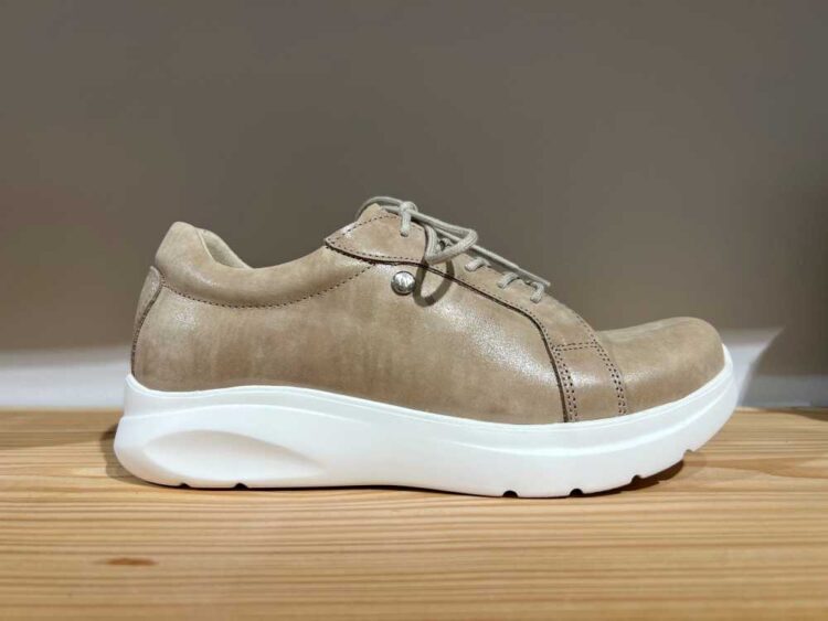 Wolky damesschoenen met afrolzool