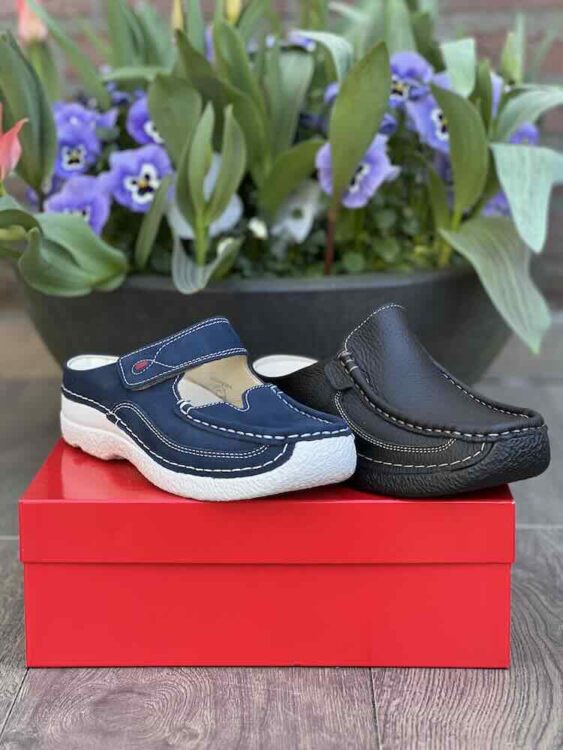 Wolky slide roll slipper