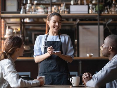 Wat zijn goede werkschoenen voor de horeca?